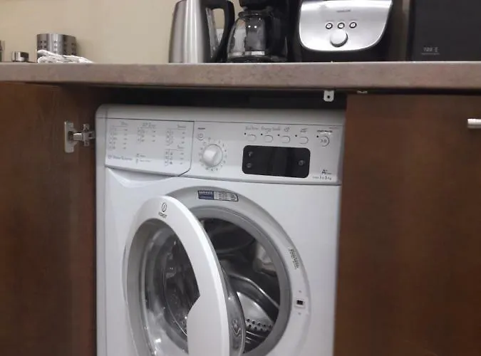 Beige & Brown Apartament