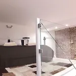 Beige & Brown Apartmán